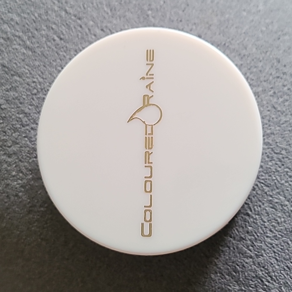 Focal point glowlighther by Coloured Raine in Selfie